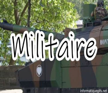 homme militaire dans un char